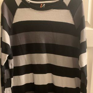 Men’s long sleeve shirt